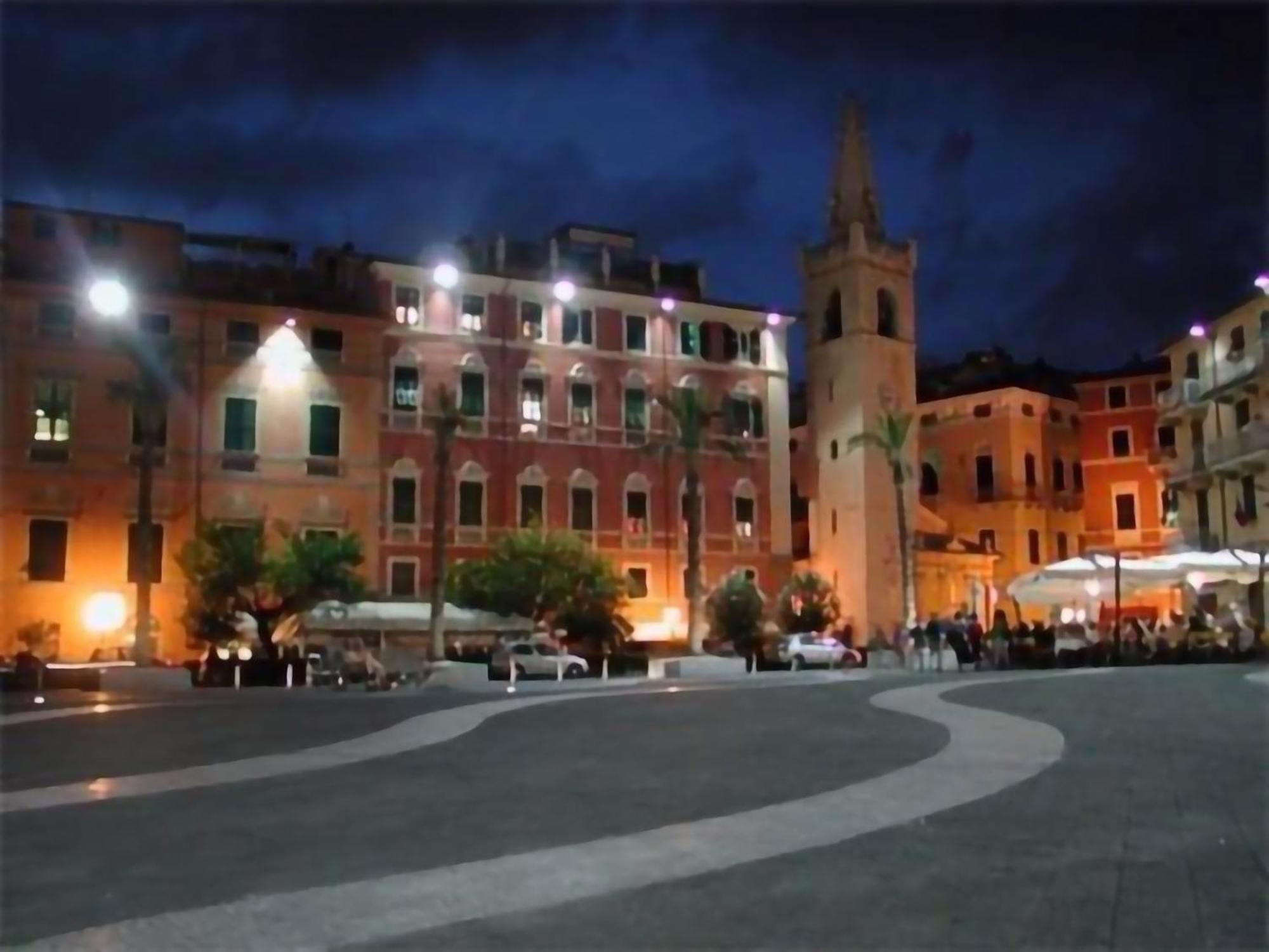 Affittacamere "In Piazzetta Da Vasco" Lerici Exterior foto